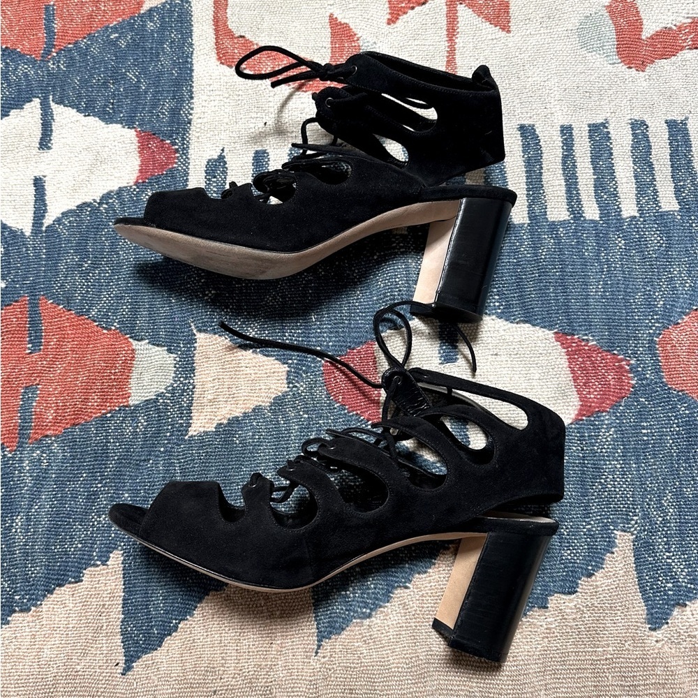 Manolo Blahnik Attal Black Suede Gladiator Lace-up Heeled Sandals - Like new - Picture 7 of 16